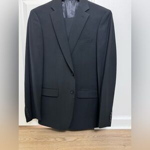 Calvin Klein Elegant Black Suit